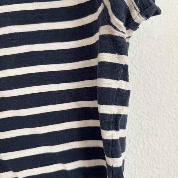 Everlane Navy White Striped Short Sleeve 100% Cotton Tee Asymmetric Detail Sz XS - Picture 4 of 6